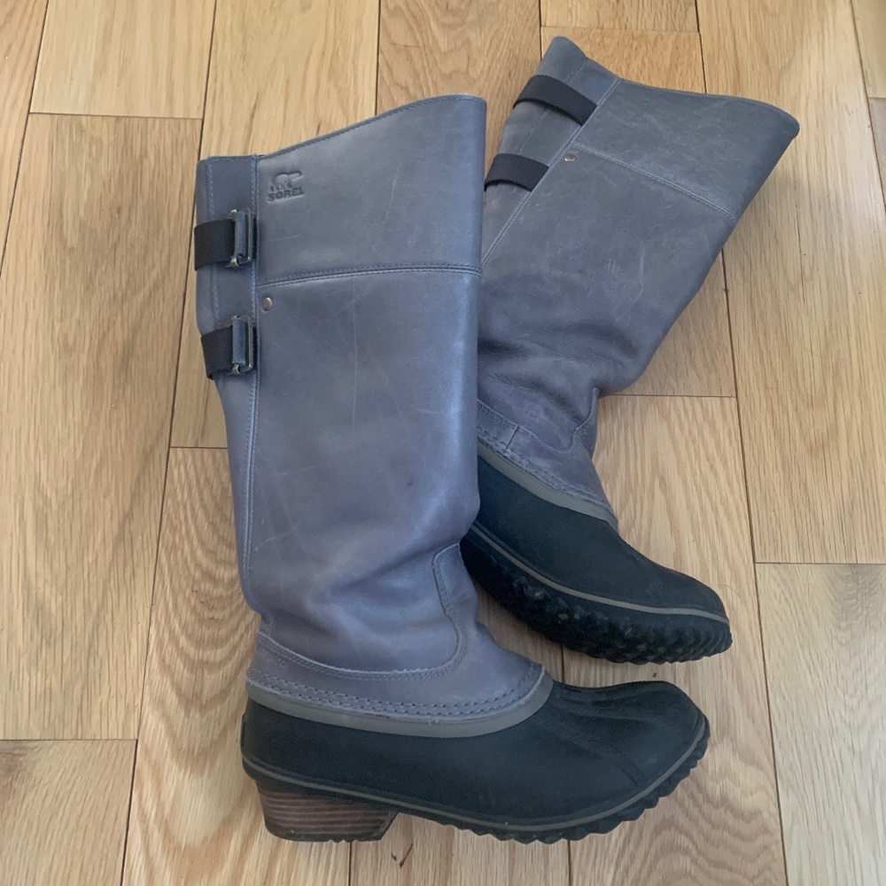 Tall SOREL boots- gray